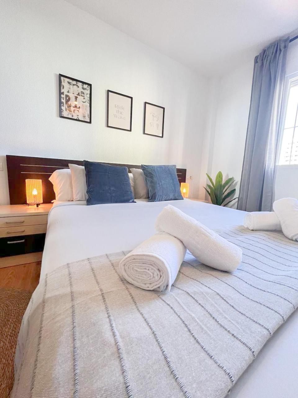 Large & Cozy Centrally Apartment توريمولينوس المظهر الخارجي الصورة